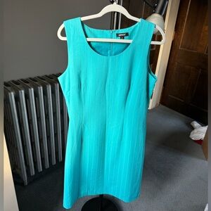 MetroStyle Business Dress